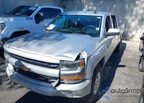 2018 Chevrolet Silverado 1500 2Lt z USA, uszkodzony, nr VIN 3GCUKREC0JG414119